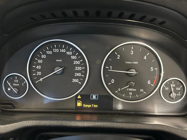 2015-BMW-X3-xDrive20d-Auto image:2
