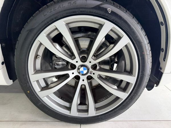 2017-BMW-X5-xDrive30d-M-Sport-Auto image:15