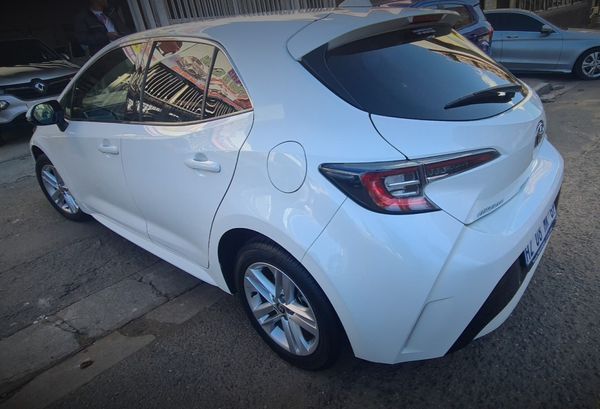 2019-Toyota-Corolla-12T-XS-Auto-5-dr image:5