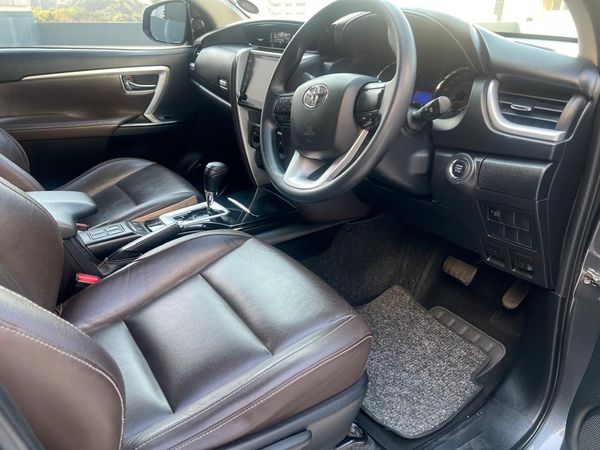 2021-Toyota-Fortuner-2019-Toyota-Fortuner-24GD-6-Auto image:10
