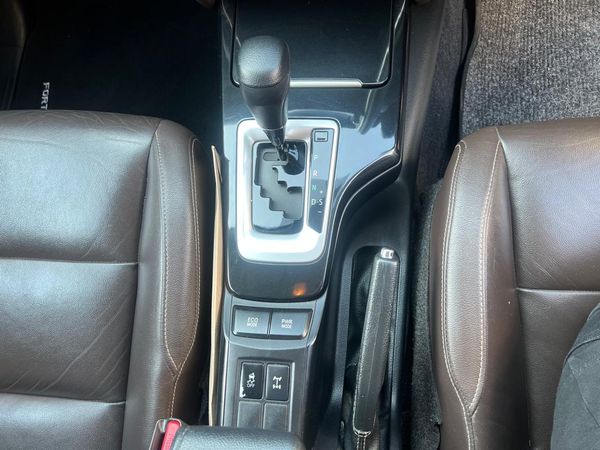 2021-Toyota-Fortuner-2019-Toyota-Fortuner-24GD-6-Auto image:14
