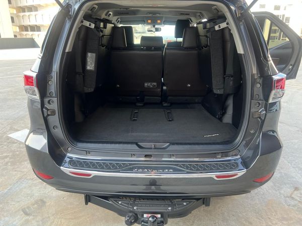 2021-Toyota-Fortuner-2019-Toyota-Fortuner-24GD-6-Auto image:17