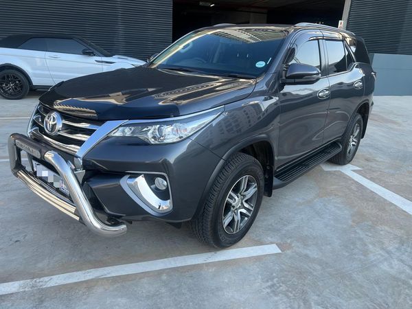 2021-Toyota-Fortuner-2019-Toyota-Fortuner-24GD-6-Auto image:3