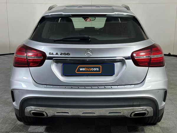 2020-Mercedes-Benz-GLA-200 image:17