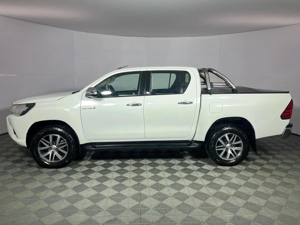 2016-Toyota-Hilux-28-GD-6-Raider-4x4-Double-Cab-Auto image:19