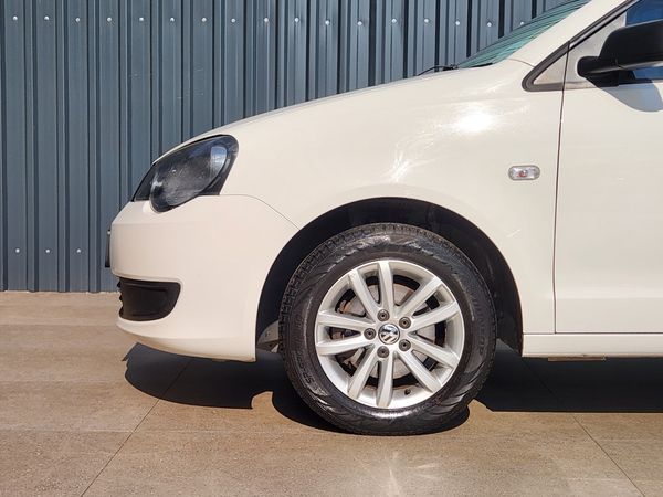 2014-Volkswagen-Polo-Vivo-14-Trendline-5-dr-ONE-OWNER image:23