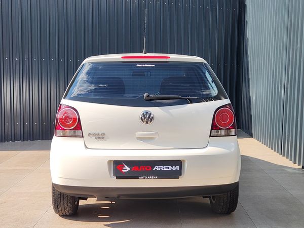 2014-Volkswagen-Polo-Vivo-14-Trendline-5-dr-ONE-OWNER image:5