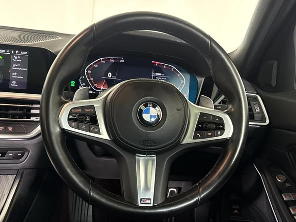 2022-BMW-3-Series-330i-Mzansi-Edition-Auto image:12