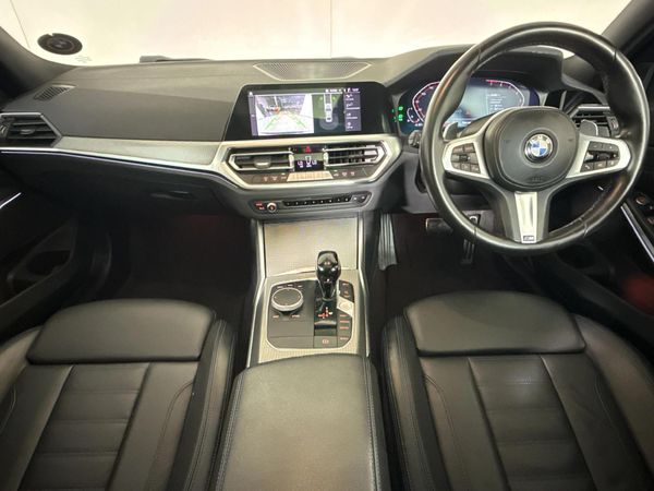 2022-BMW-3-Series-330i-Mzansi-Edition-Auto image:1