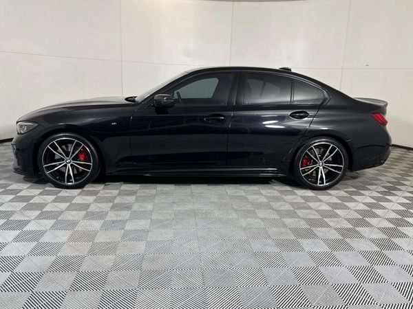 2022-BMW-3-Series-330i-Mzansi-Edition-Auto image:19