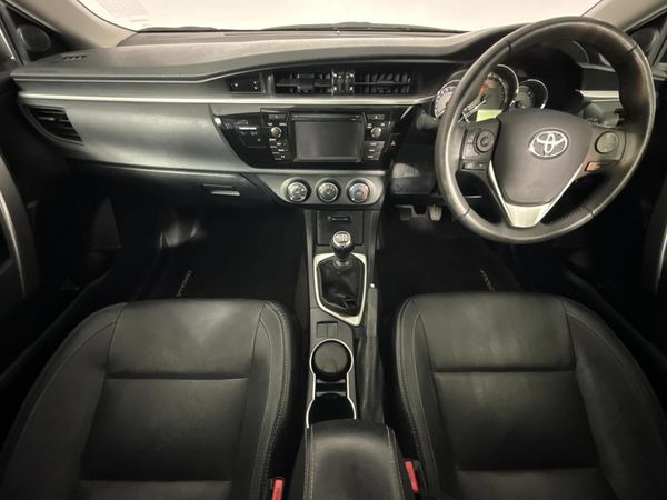 2014-Toyota-Corolla-16-Prestige image:1