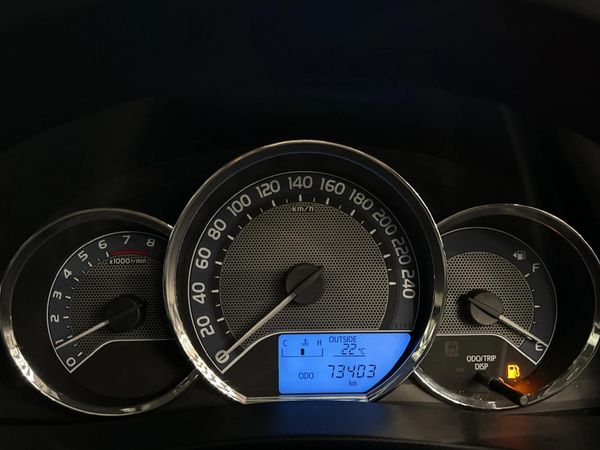 2014-Toyota-Corolla-16-Prestige image:2