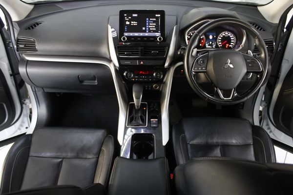 2023-Mitsubishi-Eclipse-Cross-AUTOMATIC image:25