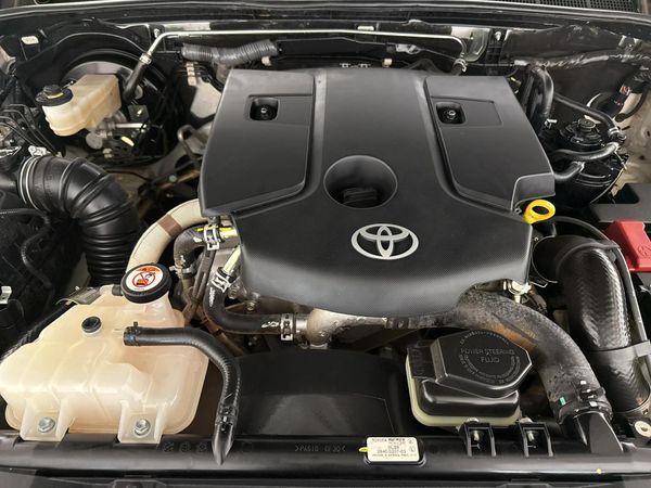 2022-Toyota-Fortuner-24-GD-6-4x4-Auto image:12
