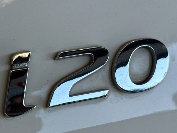 2023-Hyundai-i20-14-Motion-Auto image:11