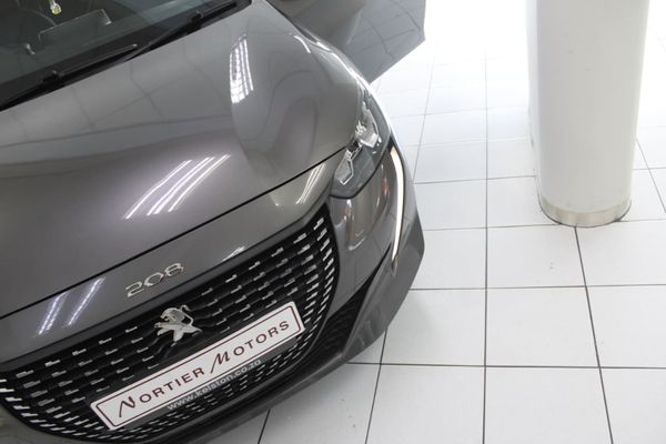 2022-Peugeot-208-AUTOMATIC image:9