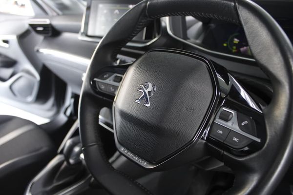 2022-Peugeot-208-AUTOMATIC image:18