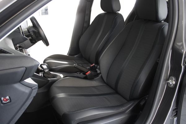 2022-Peugeot-208-AUTOMATIC image:28
