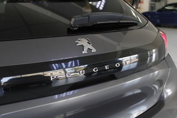 2022-Peugeot-208-AUTOMATIC image:2
