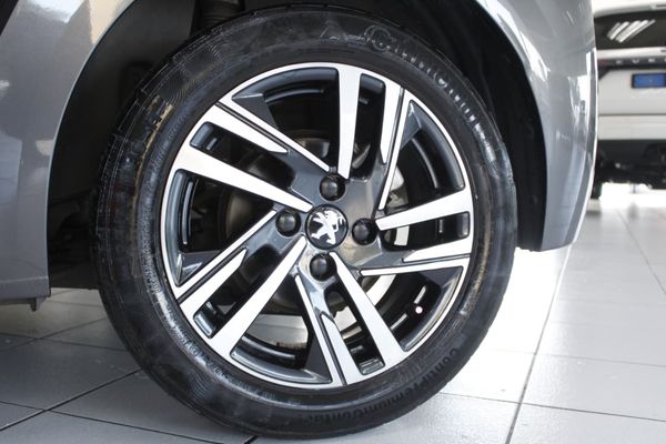 2022-Peugeot-208-AUTOMATIC image:8