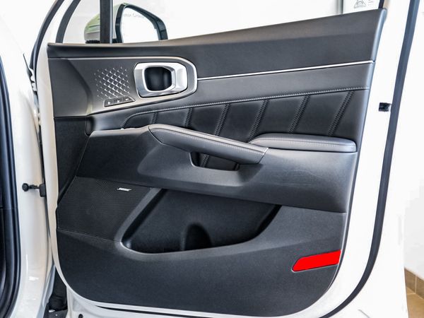 2023-Kia-Sorento-22D-SXL-AWD-Auto image:12