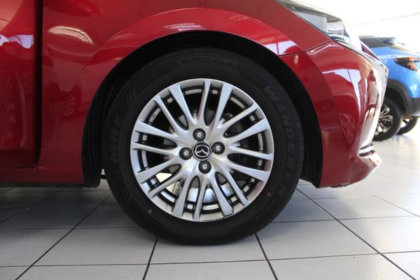 2021-Mazda-2-INDIVIDUAL-AUTO image:8