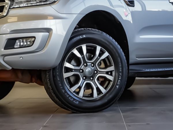 2021-Ford-Everest-20D-XLT-Auto image:3