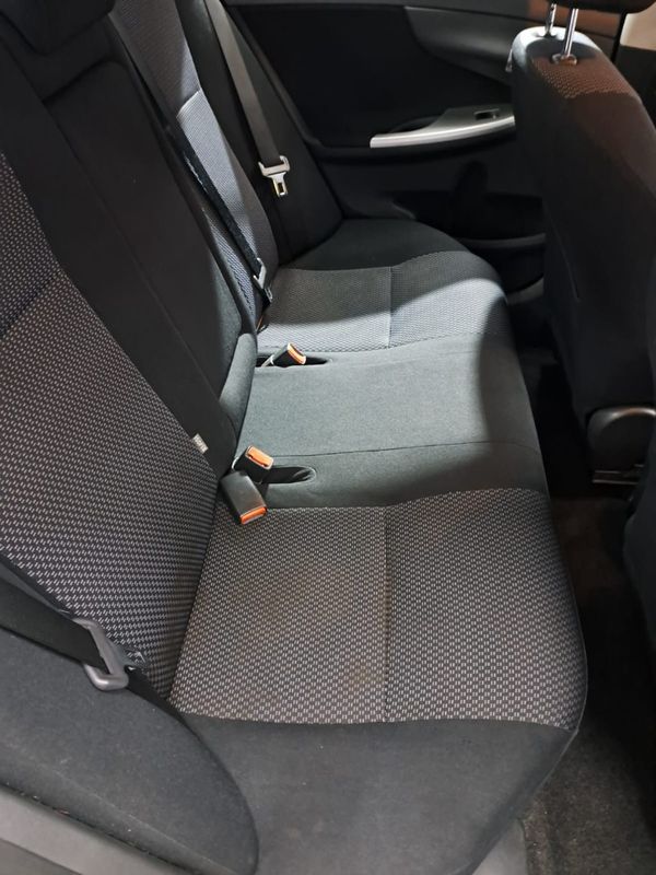2013-Toyota-Corolla-16-Advanced-Auto image:18