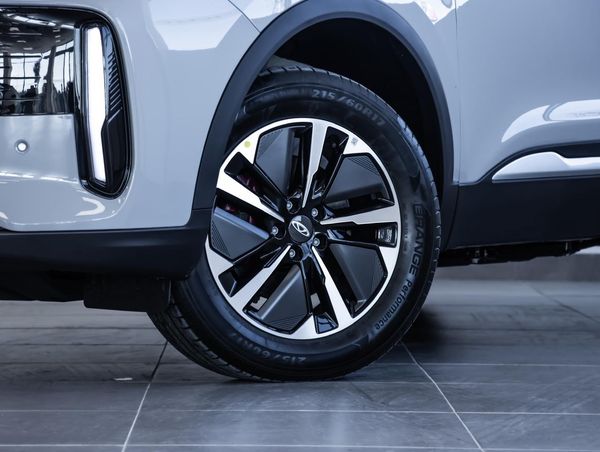 2026-Chery-Tiggo-Cross-15-HEV-Elite-DHT image:3