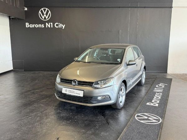 2021-Volkswagen-Polo-Vivo-16-Comfortline-Auto-5-dr image:2
