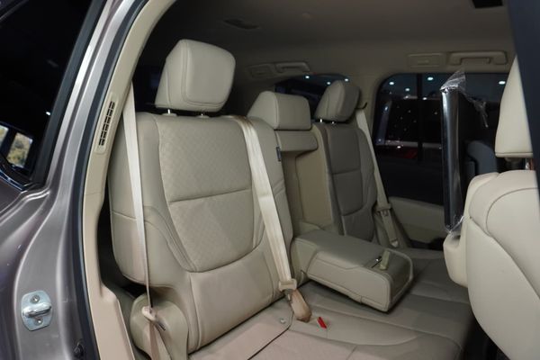 2026-Toyota-Land-Cruiser-300-V6-33D-ZX image:21