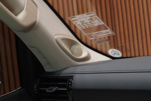 2026-Toyota-Land-Cruiser-300-V6-33D-ZX image:22