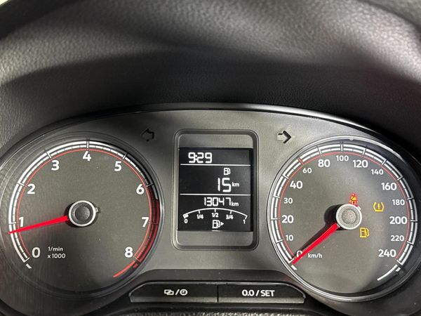 2025-Volkswagen-Polo-Vivo-14-Life image:2