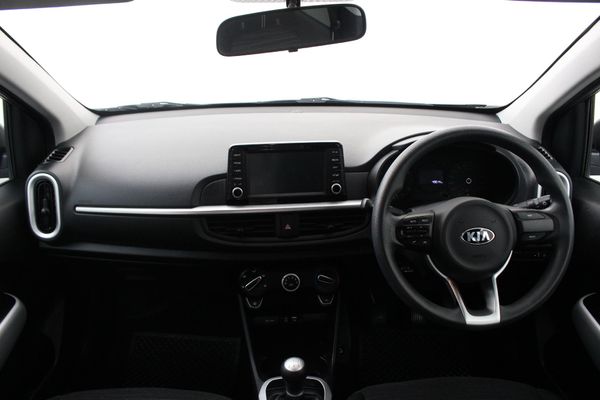2020-Kia-Picanto-10-Street image:1