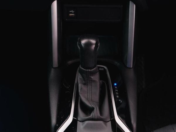 2022-Toyota-Corolla-Cross-18-XR-Hybrid image:22
