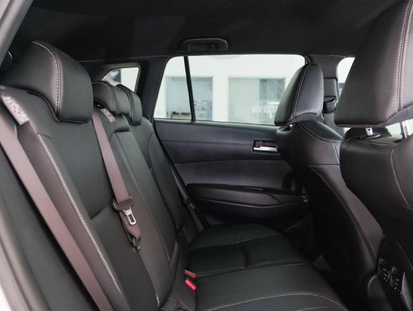 2022-Toyota-Corolla-Cross-18-XR-Hybrid image:7