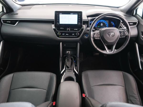 2022-Toyota-Corolla-Cross-18-XR-Hybrid image:8