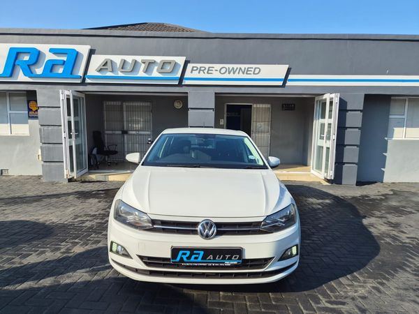 2019-Volkswagen-Polo-10-TSI-Comfortline image:1