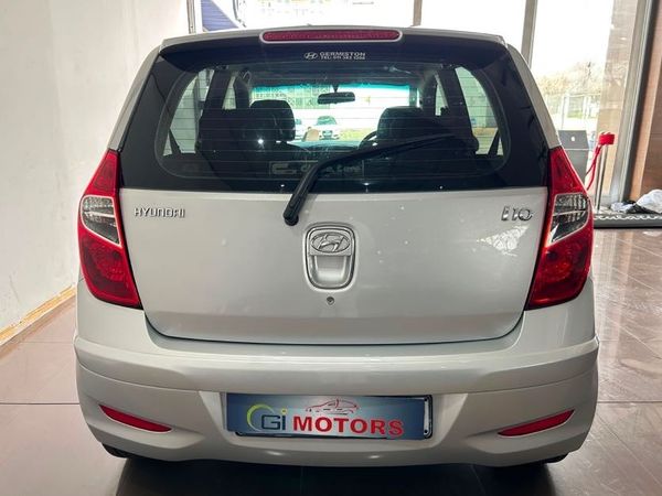 2013-Hyundai-i10-125-Glide image:5