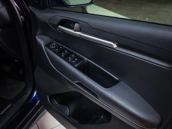 2023-Kia-Sonet-15-LX-CVT image:9