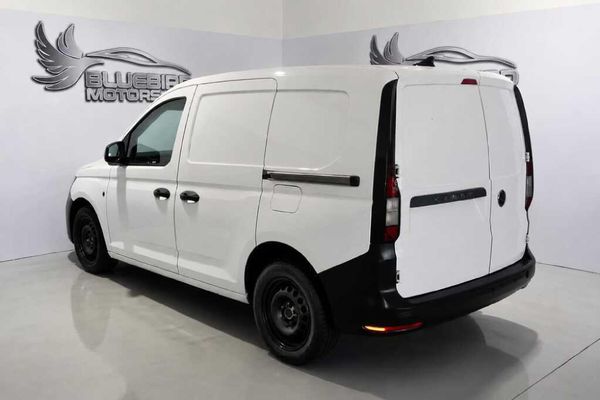2023-Volkswagen-Caddy-Cargo-16i-81kw-Panel-Van image:3