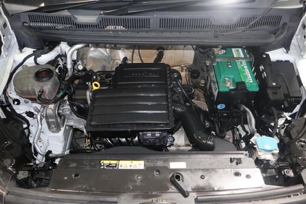 2023-Volkswagen-Caddy-Cargo-16i-81kw-Panel-Van image:8