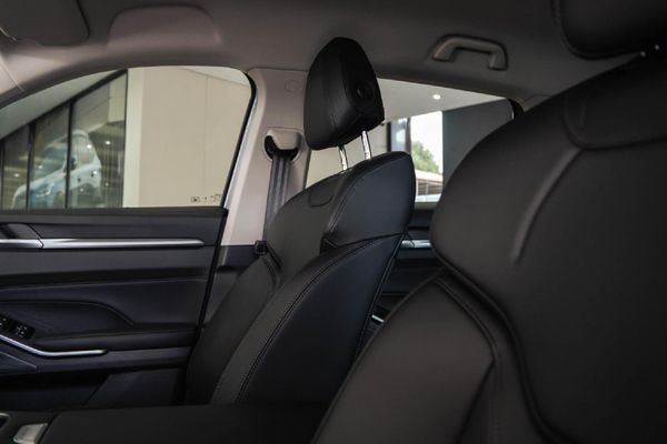 2026-Haval-H6-15T-DHT-Ultra-Luxury-Phev image:2