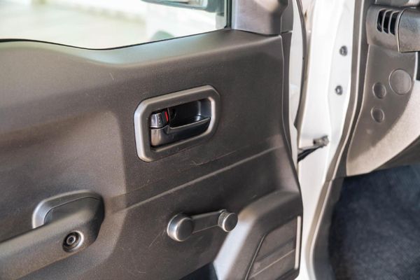 2019-Suzuki-Jimny-15-GA image:16