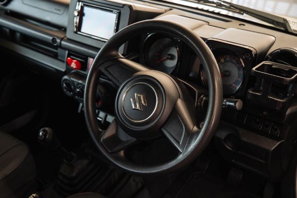 2019-Suzuki-Jimny-15-GA image:18