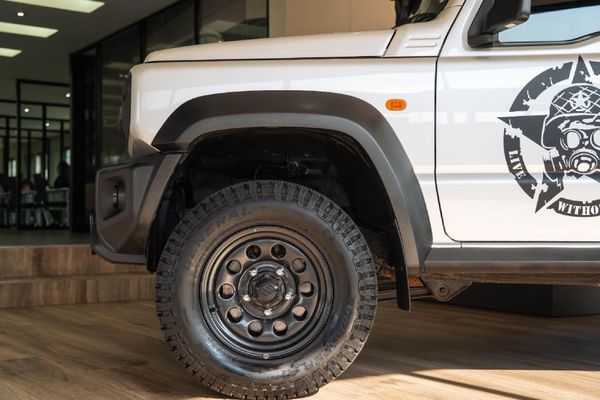 2019-Suzuki-Jimny-15-GA image:8