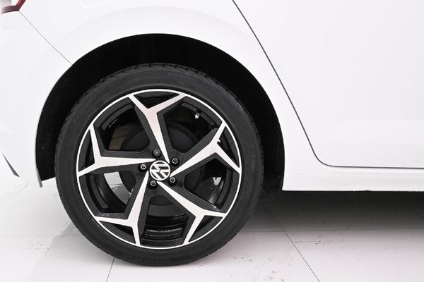 2021-Volkswagen-Polo-10-TSI-Comfortline image:5