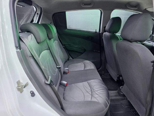 2012-Chevrolet-Spark-12-LS image:17