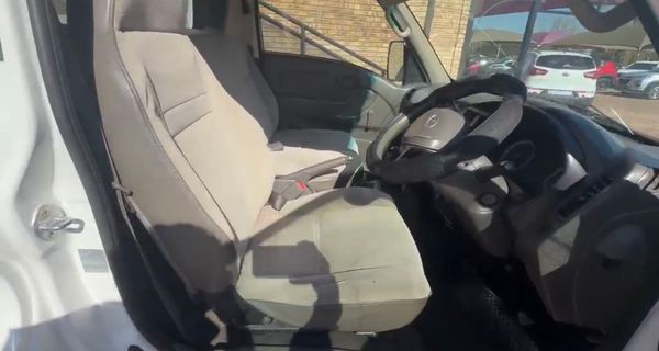 2019-Hyundai-H100-Bakkie-26D image:8