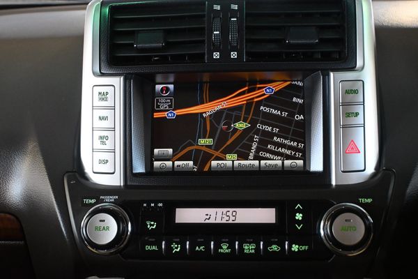 2010-Toyota-Land-Cruiser-Prado-VX-40-V6-Auto-7-Seater-4x4 image:11